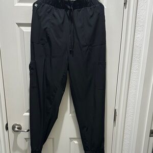 Hanes scrubs pants.